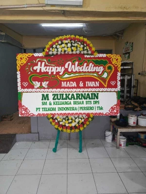 Papan Bunga di Senopati
