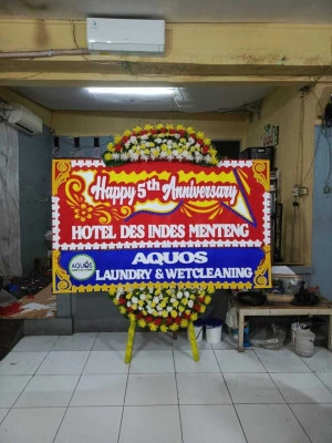 Papan Bunga di Senopati