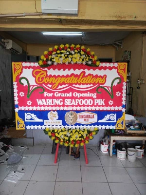 Papan Bunga di Senopati